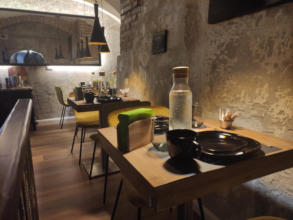 Basilio 55 Rome Hotel Ngoại thất bức ảnh