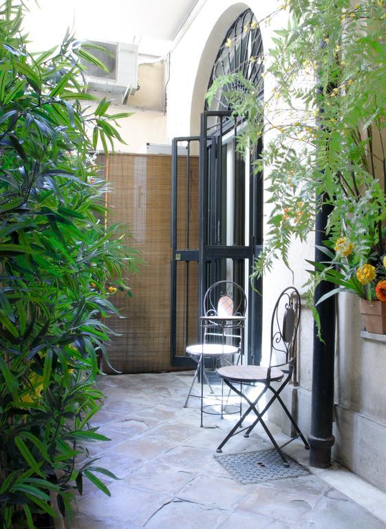 Basilio 55 Rome Hotel Phòng bức ảnh